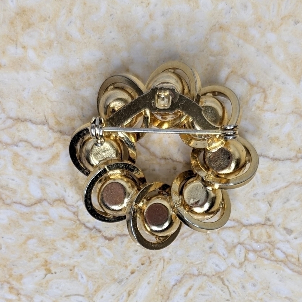 Vintage Multi Clear Round Rhinestone Gold Tone Shiny Costume Brooch Pin - Picture 3 of 7
